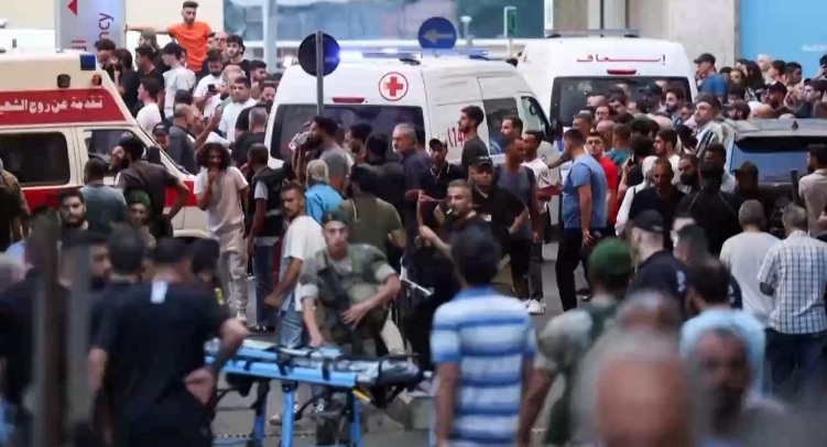 1726617165121961 黎巴嫩寻呼机爆炸事件致9死约2800伤